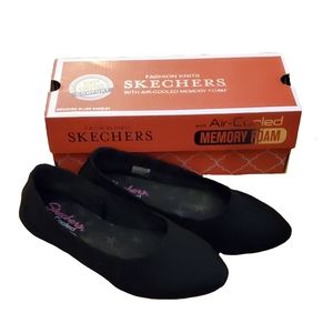 Sketchers Fashion Black Flats 6.5